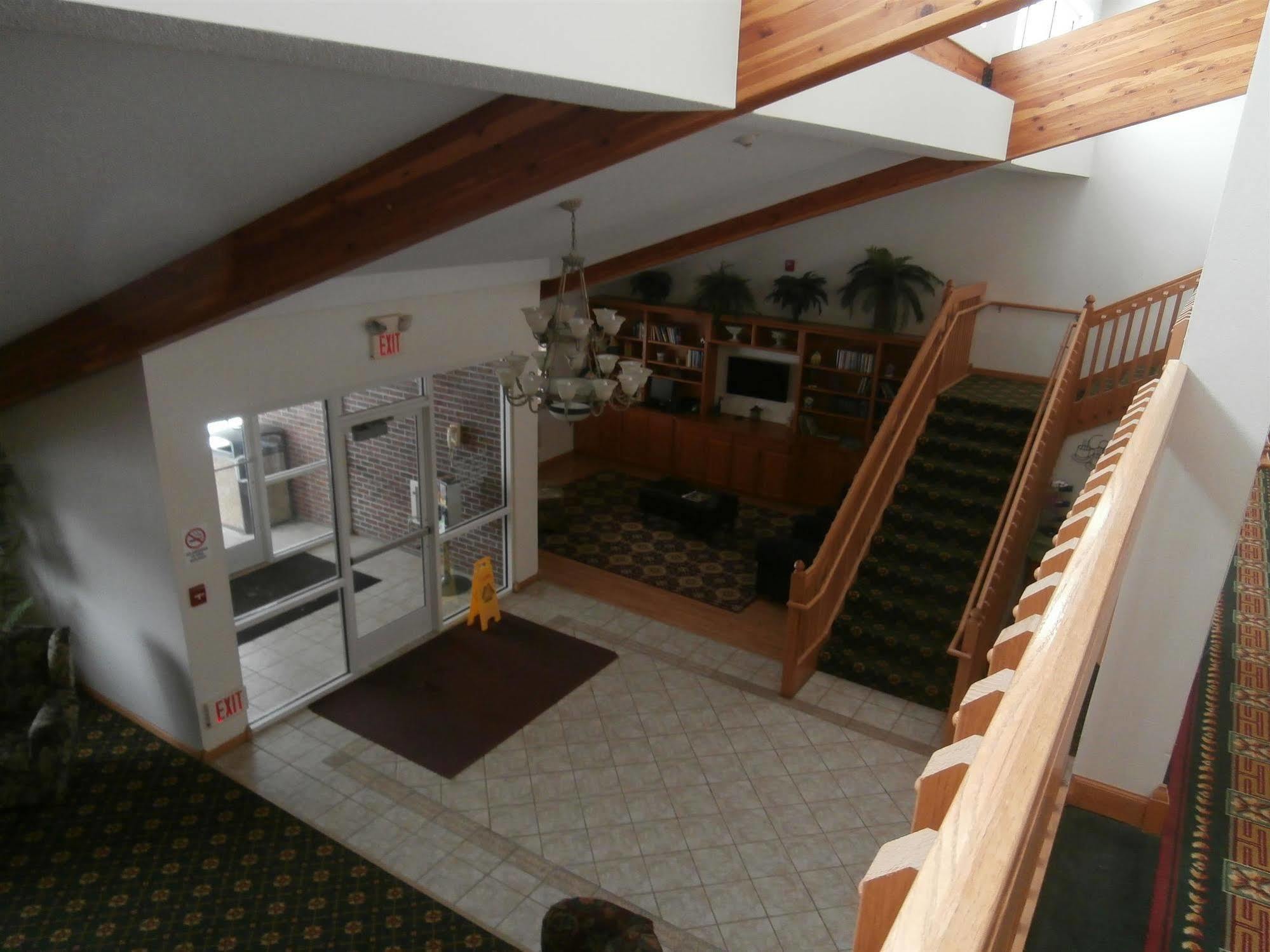 Americas Best Value Inn Annandale Bagian luar foto